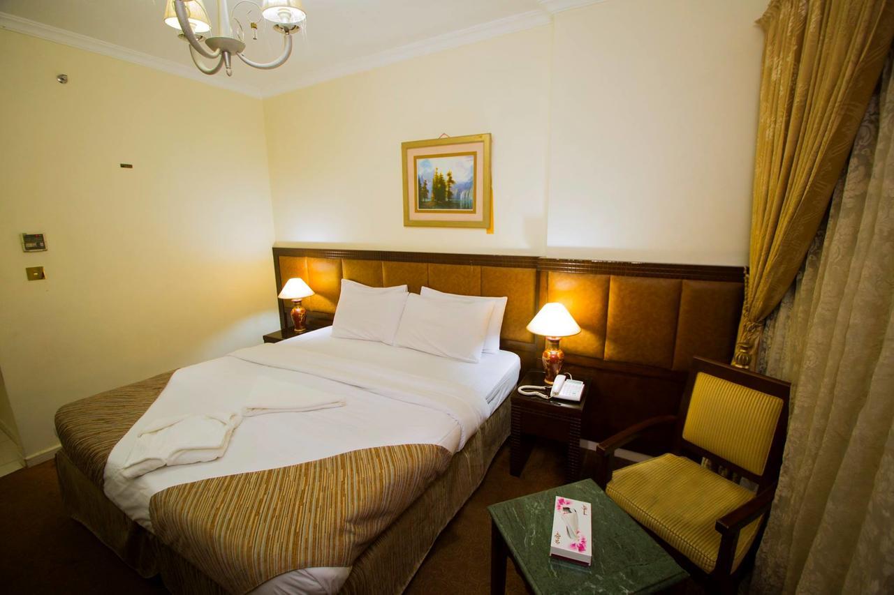 Anwar Al Zahraa Hotel Медина Экстерьер фото